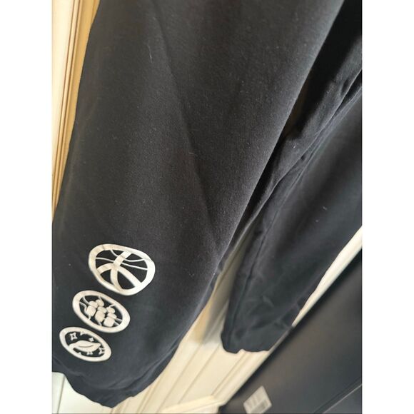 Nike Boys Culture Of Basketball Pull On Graphic Jogger Pants Black Size XL - Picture 2 of 14